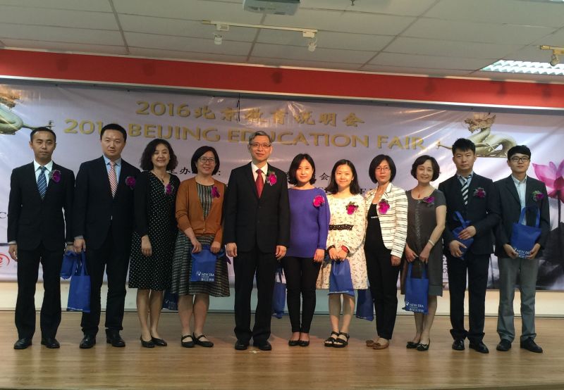 欧美麻豆*x操x大x逼情系南洋 文化传播——随市教委、国际教育交流中心赴马来西亚、印度尼西亚工作简要